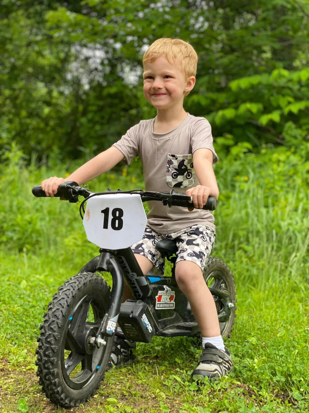 Checkered Dirtbike Set Preorder
